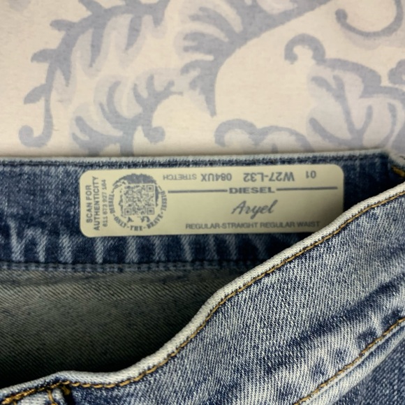 Light Blue Authentic Diesel Denim Jeans - Picture 5 of 7